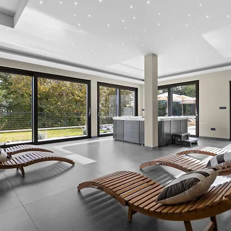 Casa Calme Luxury Surounded With Nature Including Evcharging Station Villa