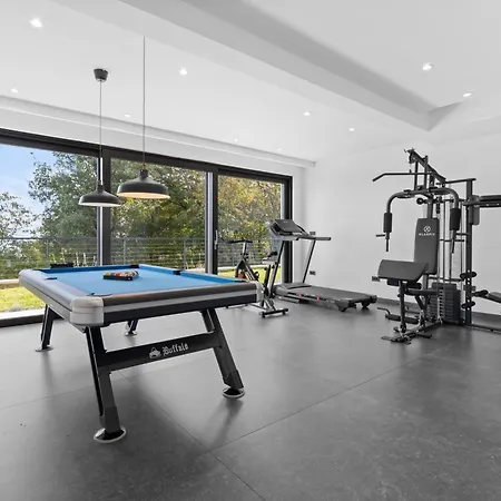 Casa Calme Luxury Surounded With Nature Including Evcharging Station Villa *